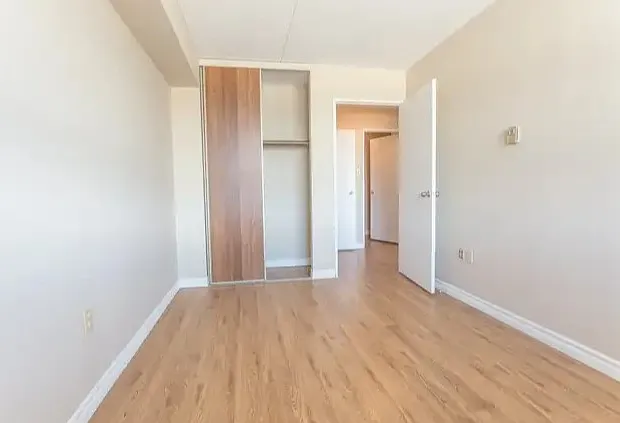 149 Mississauga Ave — Photo 5