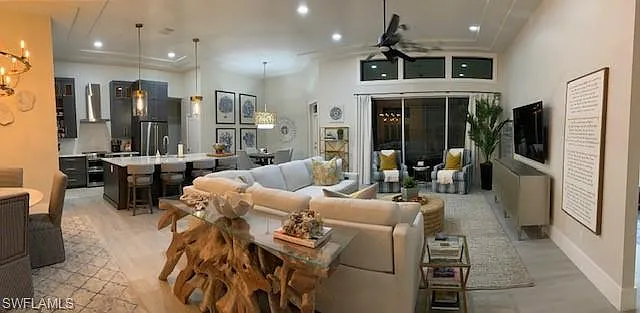 3 bed, 3.0 bath, 2008 sqft, $12,000 — Photo 3