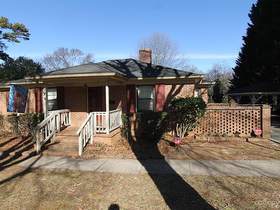 3rd image of 107 Oak Trl