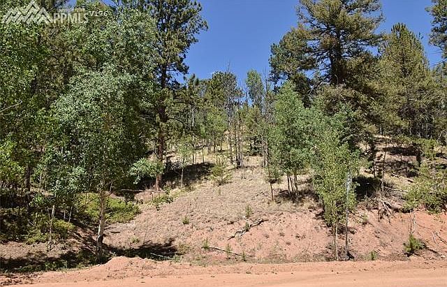 1st image of 16 Horseshoe Dr