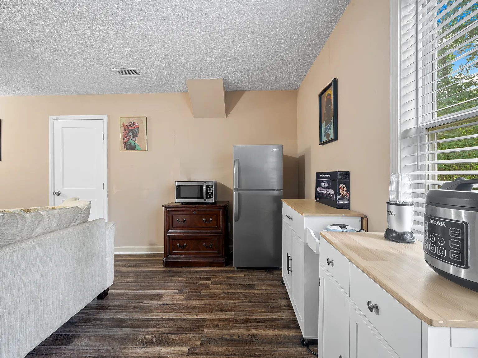 646 Woodcrest Manor Dr — Photo 3