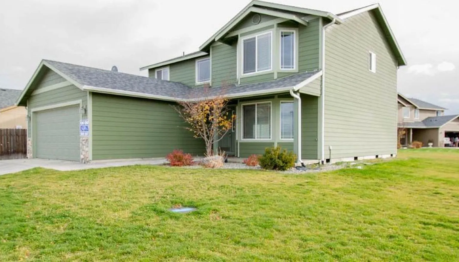 Large Corner Lot 4BR, 2.5BA Cheney Home In Big Sky #1454 — Photo 2