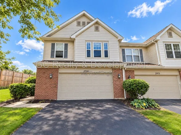 2981 Saganashkee Ln, Naperville, IL 60564