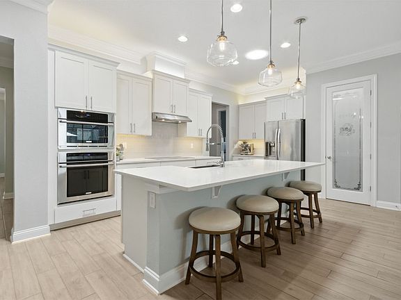 3rd image of 96529 Grande Oaks Ln