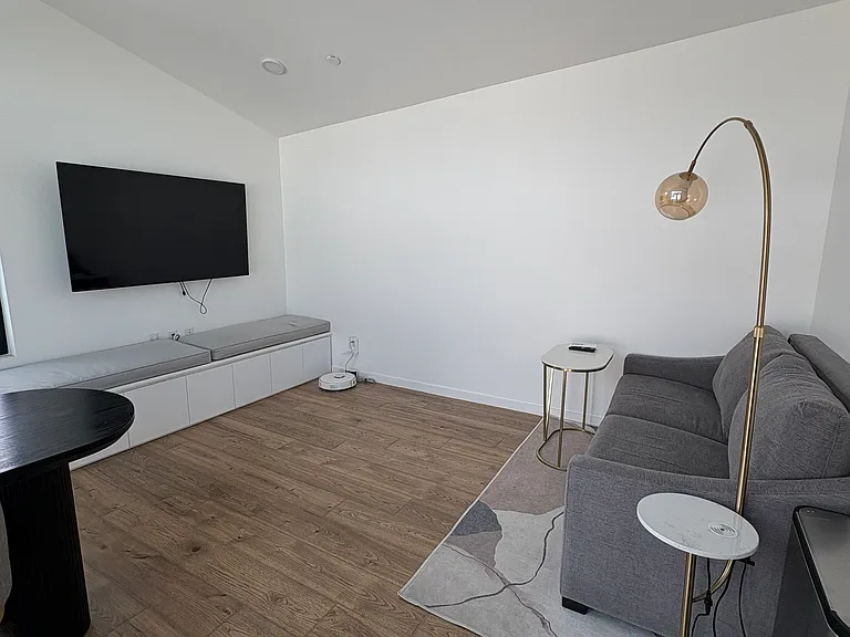 111 Poppy Ct — Photo 13