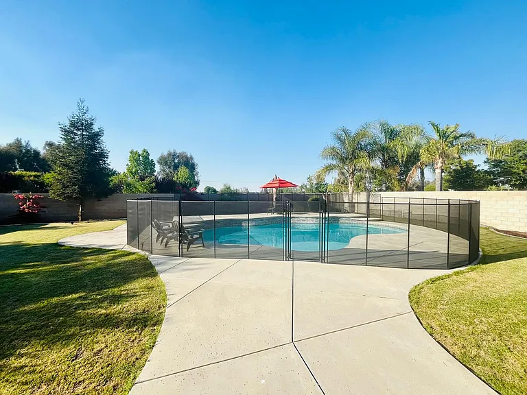14810 Central Coast St — Photo 34