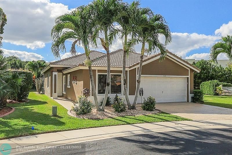 1st image of 7413 NW 70th Ave