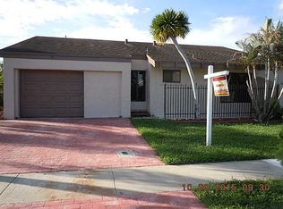 16741 SW 5th Ct, Weston, FL 33326