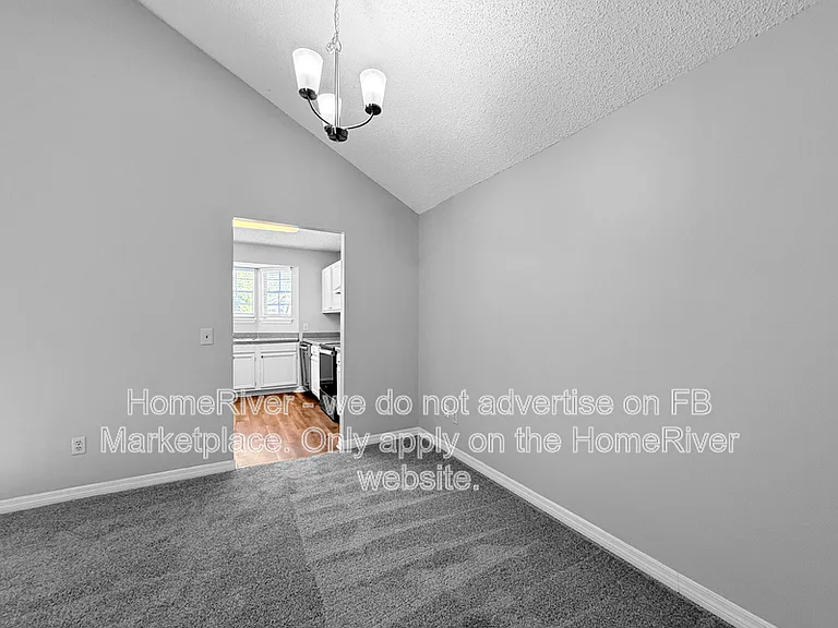 1854 Alberta Ct N — Photo 7