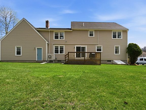 2nd image of 32 Dolly Dr
