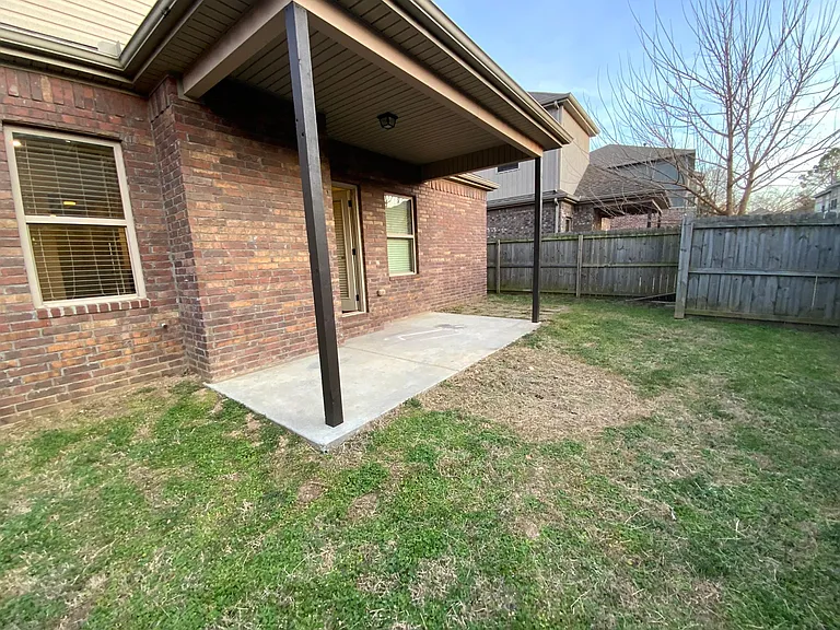 2639 N Arroyo Ave — Photo 5