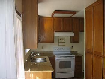 4th image of 7652 Arbor Creek Cir
