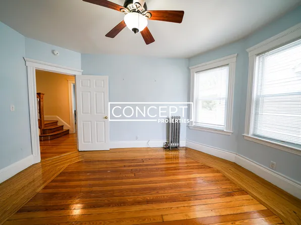 28 Winslow Rd #1, Brookline, MA 02446