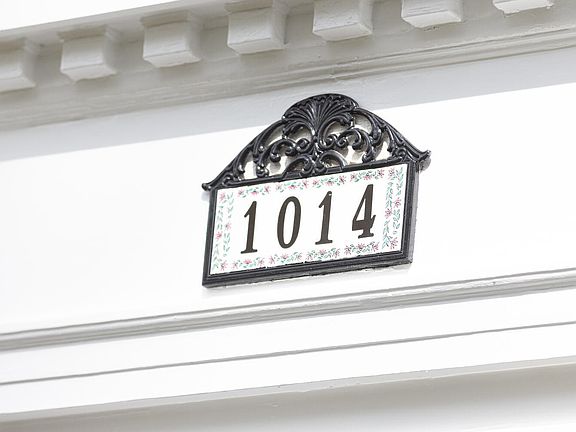 4th image of 1014 W Forest Hills Blvd