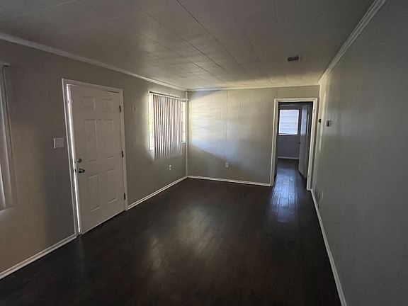 5th image of 205 Madrid St