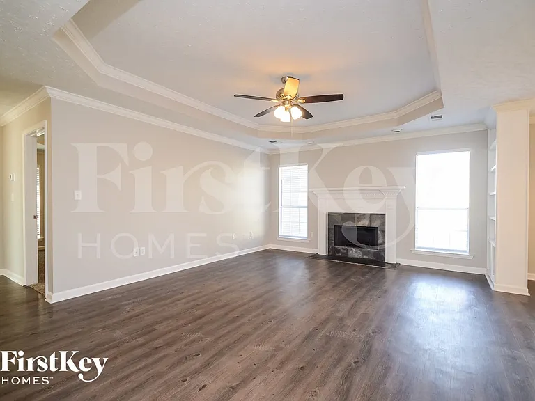 2024 King Charles Pl — Photo 3