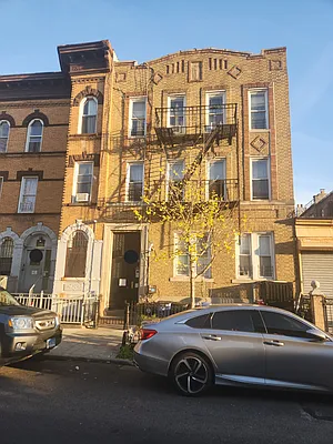 214 Schaefer Street #6