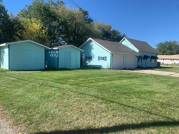 4th image of 612 Delano Ave