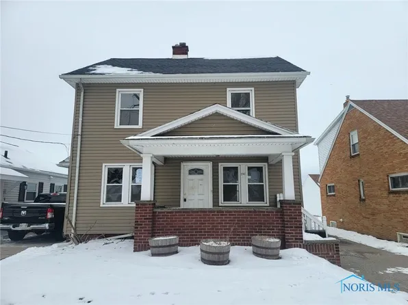 2747 104th St, Toledo, OH 43611
