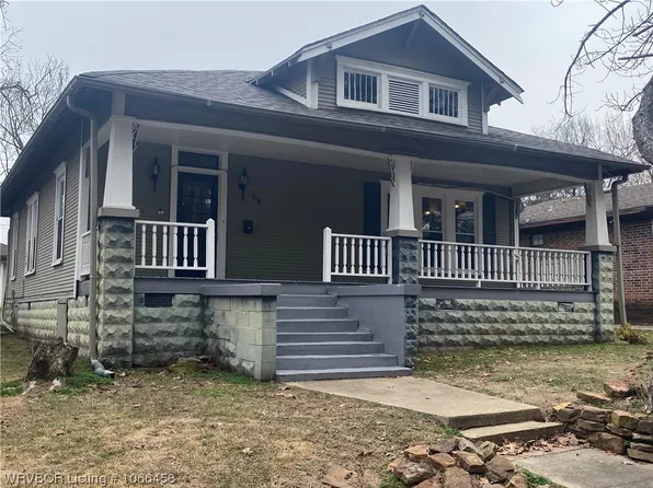 1618 Cedar St, Van Buren, AR 72956