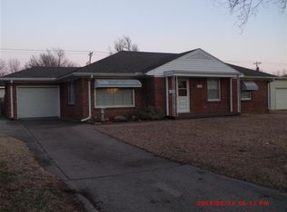 1220 N C St, Arkansas City, KS 67005