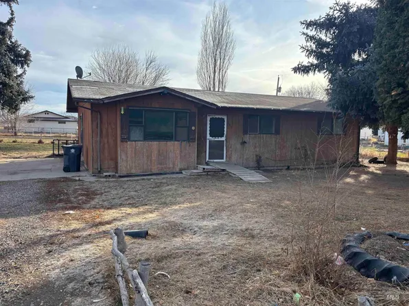 345 S Wendell St, Wendell, ID 83355