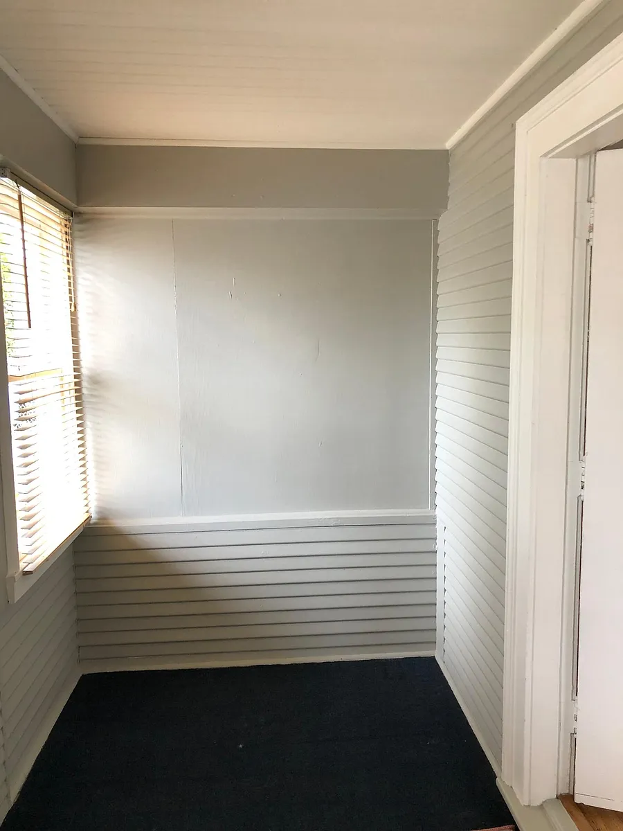 Mud room empty - 1228 Haskell St