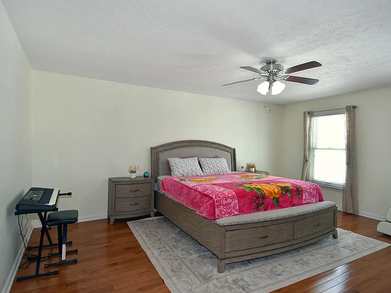 4008 Claridon Dr — Photo 17