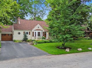 38 Lombardy Ln, Hamburg, NY 14075
