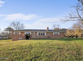 10513 Old Rutledge Pike, Mascot, TN 37806