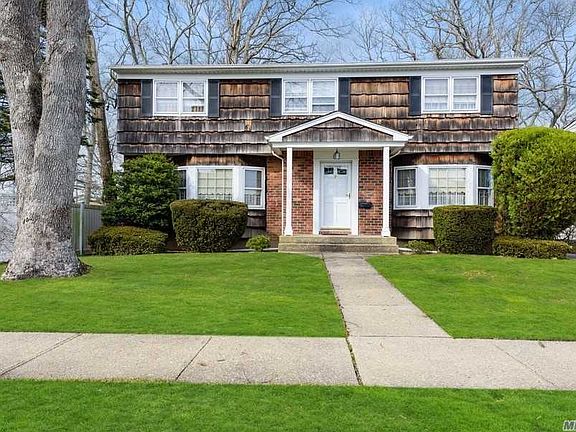 2nd image of 109 Avoca Ave