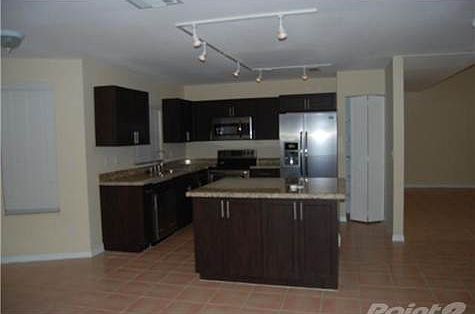 4th image of 18210 NW 19th St