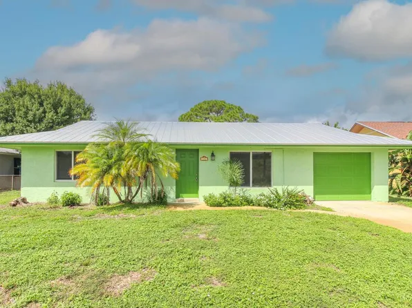 431 NE Julia Ct, Jensen Beach, FL 34957