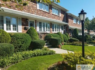 777 Springfield Ave APT 13, Summit, NJ 07901