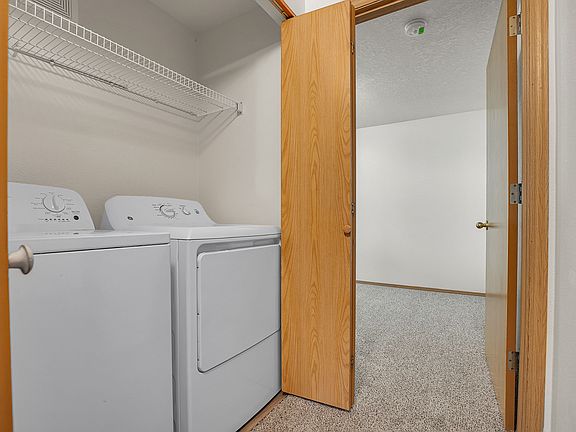 5th image of 12509 SE Foster Rd #15D