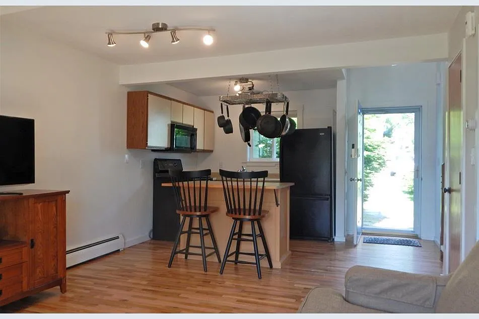 Building Photo - 6 Rocky Hill Way #205