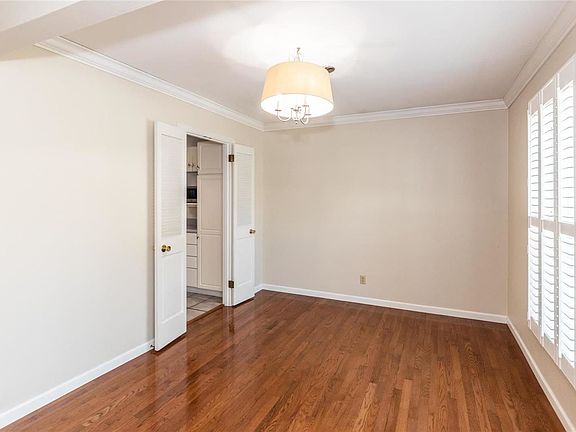 4th image of 3837 Coachella Dr