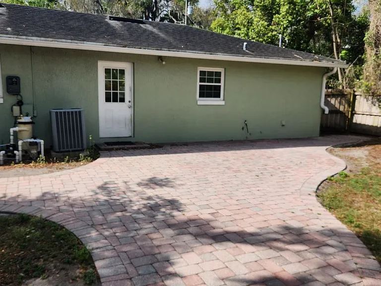 565 E Jessup Ave — Photo 15