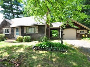 99 Thalia Dr, Feeding Hills, MA 01030