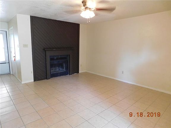 5th image of 206 Jason Dr #A