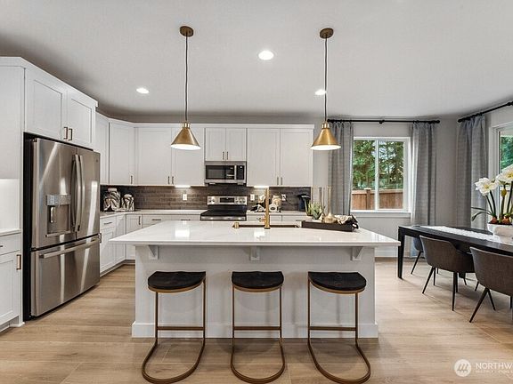 5th image of 14815 204th Avenue Ct E #575