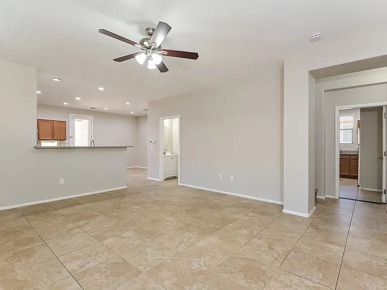 6851 W Leeward Cove Way — Photo 6