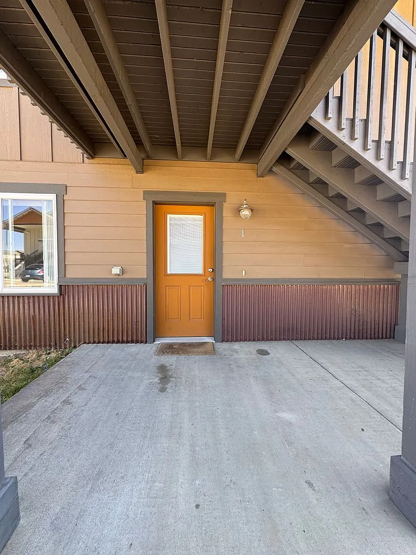 Cambridge Place I - 2239 — Photo 1