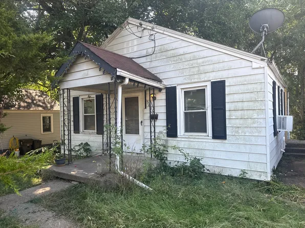 3010 W Wiswall St, Peoria, IL 61605