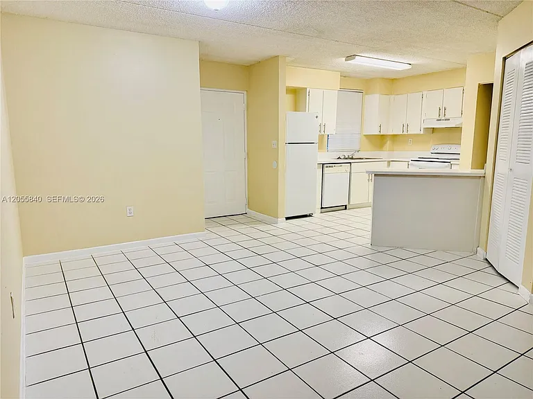 6175 NW 186th St #104 — Photo 9