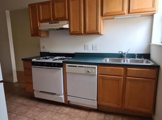 621 N Oakley Blvd #B, Chicago, IL 60612