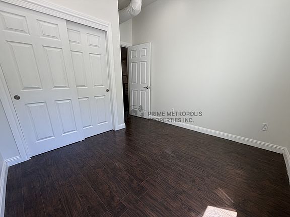5th image of 853-855 Lombard St #855A