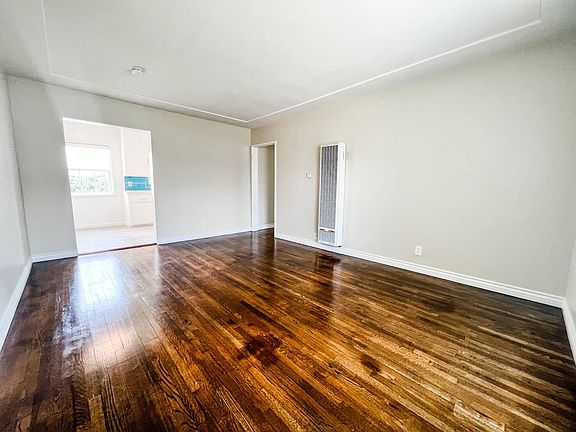 5th image of 11740 Lakewood Blvd #11740