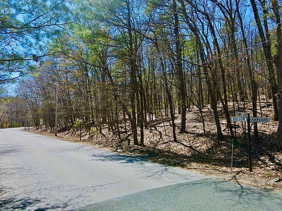 3rd image of 90 Corn Rd