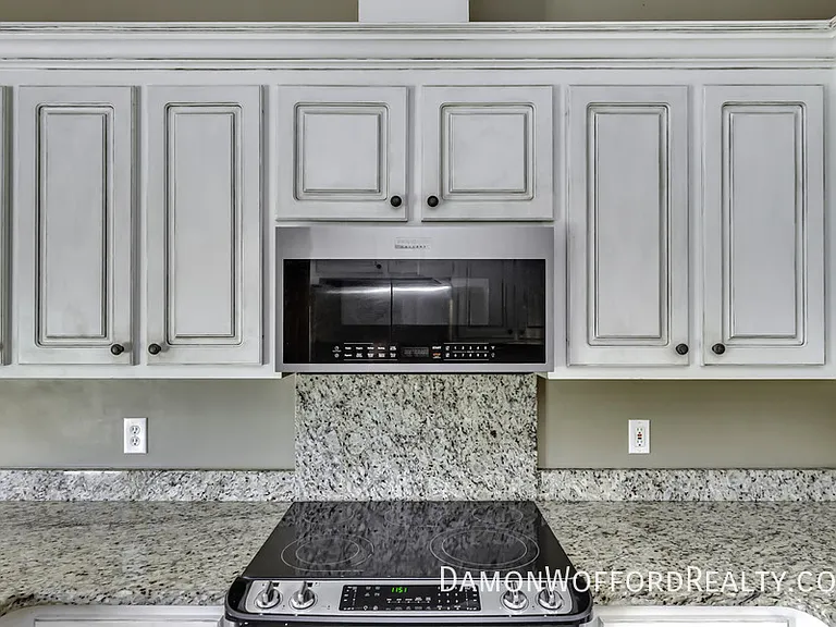 131 Hunters Row — Photo 25